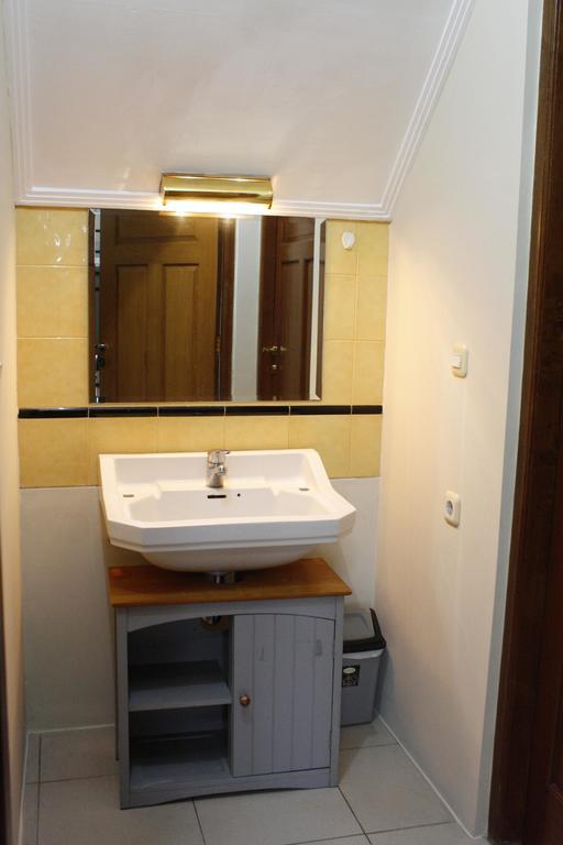 The Attic Bed & Breakfast Μπαντούνγκ Εξωτερικό φωτογραφία