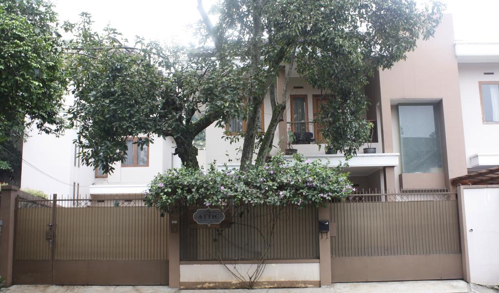 The Attic Bed & Breakfast Μπαντούνγκ Εξωτερικό φωτογραφία